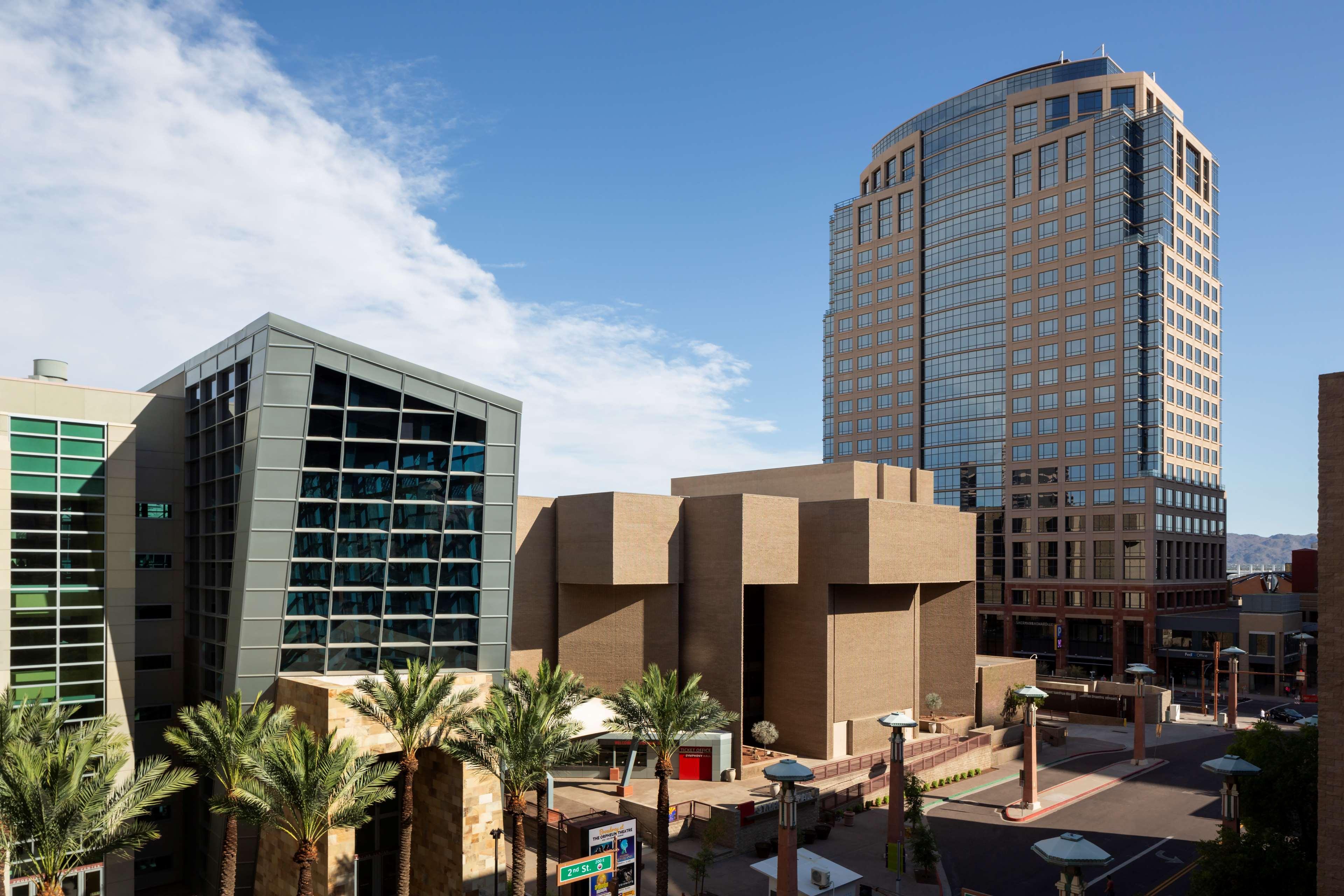 Hyatt Regency Phoenix Downtown - No Destination Fees מראה חיצוני תמונה