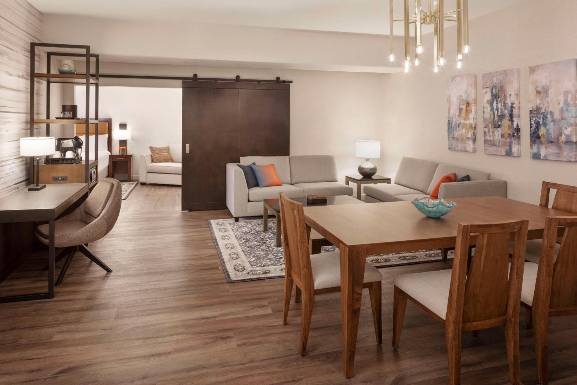 Hyatt Regency Phoenix Downtown - No Destination Fees מראה חיצוני תמונה