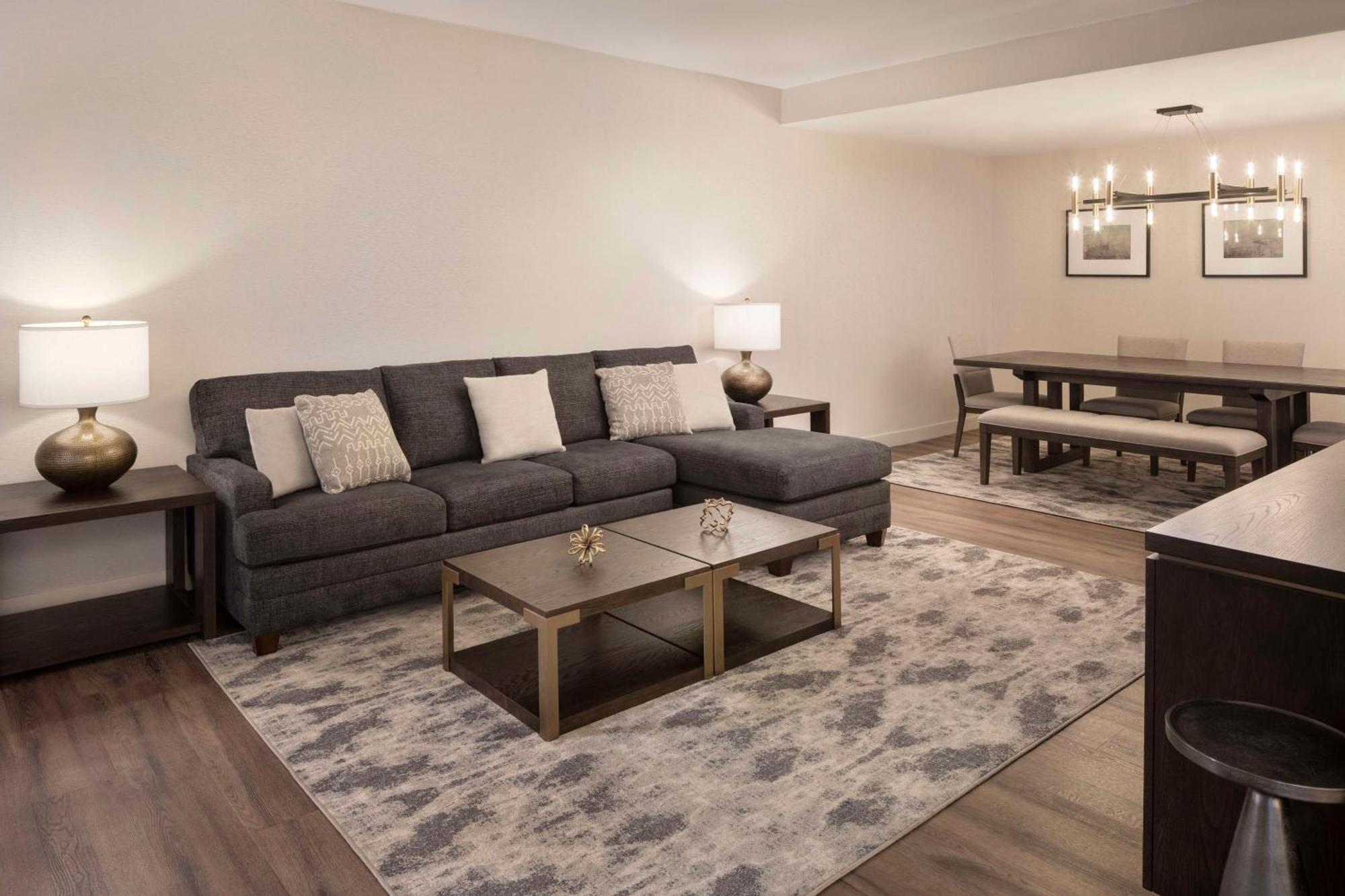 Hyatt Regency Phoenix Downtown - No Destination Fees מראה חיצוני תמונה