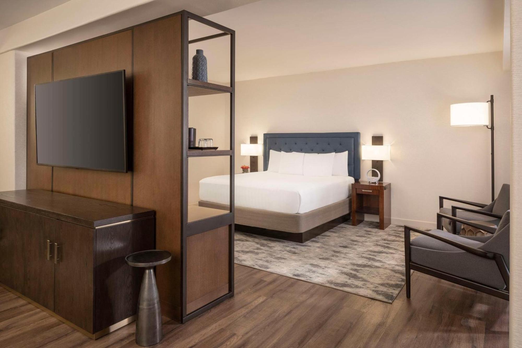 Hyatt Regency Phoenix Downtown - No Destination Fees מראה חיצוני תמונה